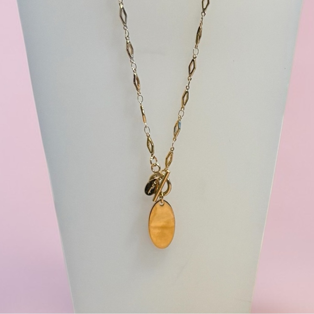 New! Plunder Design Gold Tone Toggle Pendant Necklace Oval Disc - Picture 2 of 2
